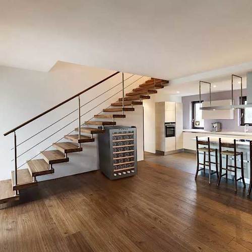 מקרר יין עד 50 בקבוקים Vinopo CH-128FD2 *מדפי עץ