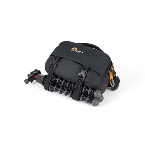 תיק מותן למצלמה Lowepro Trekker Lite HP 100