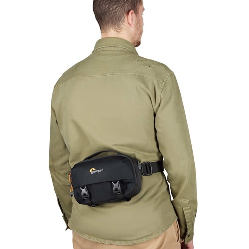 תיק מותן למצלמה Lowepro Trekker Lite HP 100
