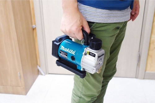 גוף משאבת ואקום נטענת MAKITA DVP180Z 18V