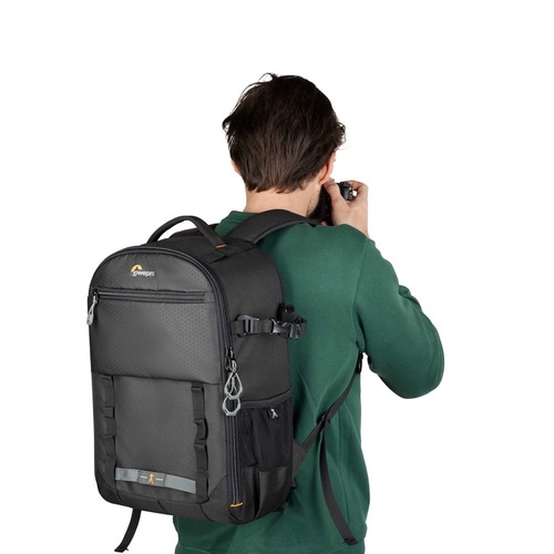 תיק גב Lowepro Adventura BP 300 III