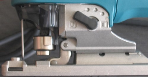 מסור אנכי חשמלי + תאורה MAKITA 4350FCT 720W