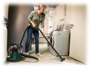 שואב אבק חשמלי יבש/רטוב BOSCH UNIVERSAL VAC15 1000W