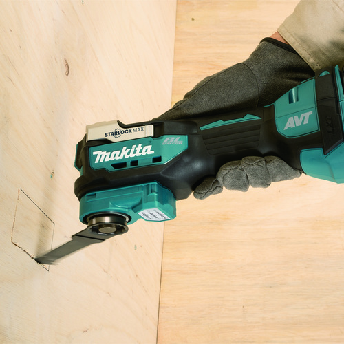 גוף מסור מלטשת נטענת בראשלס MAKITA DTM52Z BL 18V