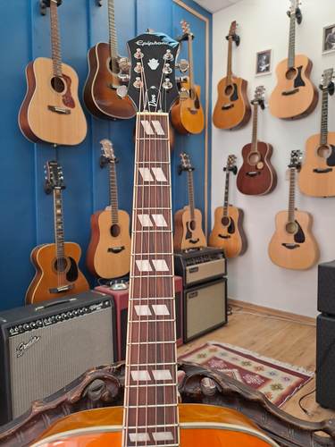 Epiphone Dove Studio 2022
