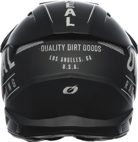 קסדת שטח ONEAL 3SRS DIRT V.22 2022 בצבע שחור עם מעטפת ABS, מערכת אוורור מתקדמת, בטנה נשלפת ואבזם בטיחות כפול D לרכיבת שטח מקצועית