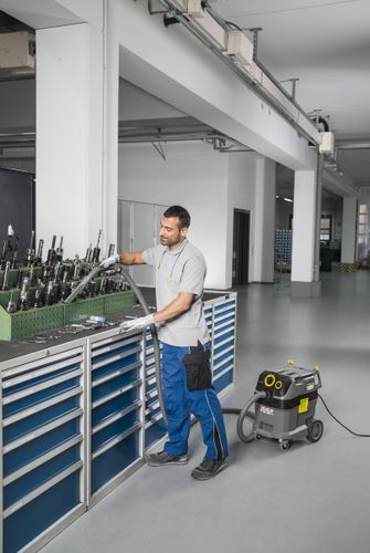 שואב אבק תעשייתי יבש\רטוב NT 30/1 Tact