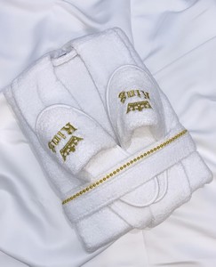 סט חלוק רחצה וכפכפים לחתן 