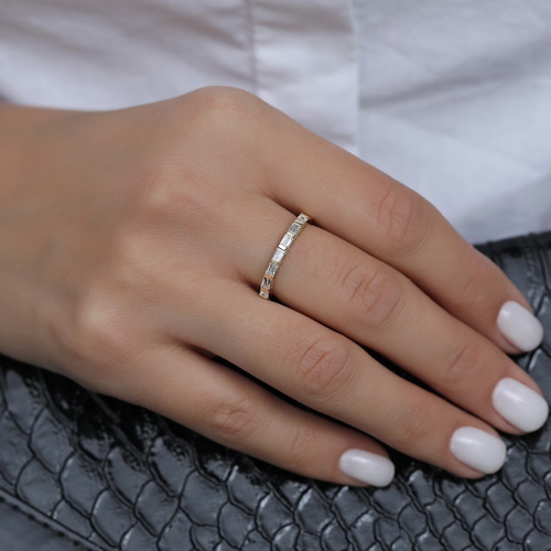 טבעת יהלומים באגטים 0.43ct מקולקציית 