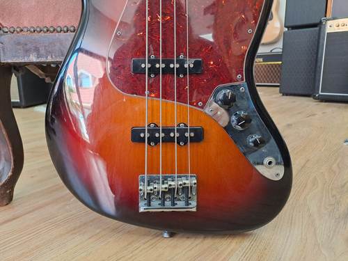 Fender American Standard Jazz 2012