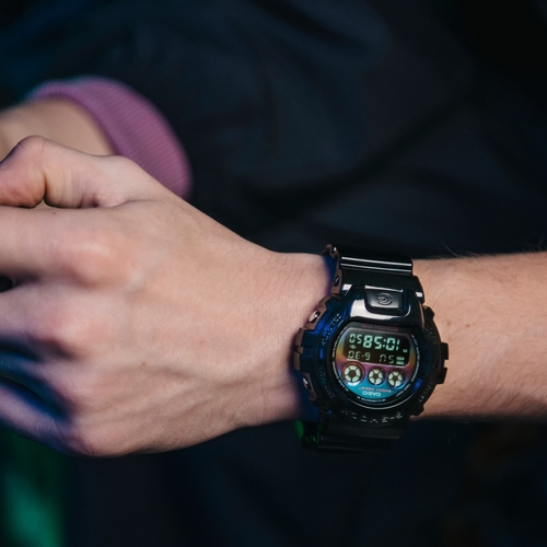 CASIO DW-6900RGB-1D מהדורה מיוחדת