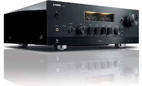 Yamaha RN-2000A