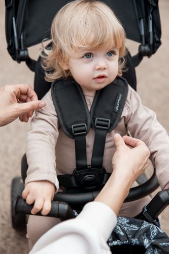 תלת אופן דו-כיווני מעוצב, עם קיפול סופר קומפקטי ו 3 שלבי שימוש - חום מדבר