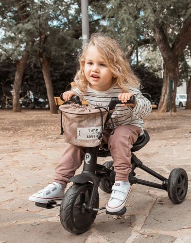 תלת אופן דו-כיווני מעוצב, עם קיפול סופר קומפקטי ו 3 שלבי שימוש - חום מדבר