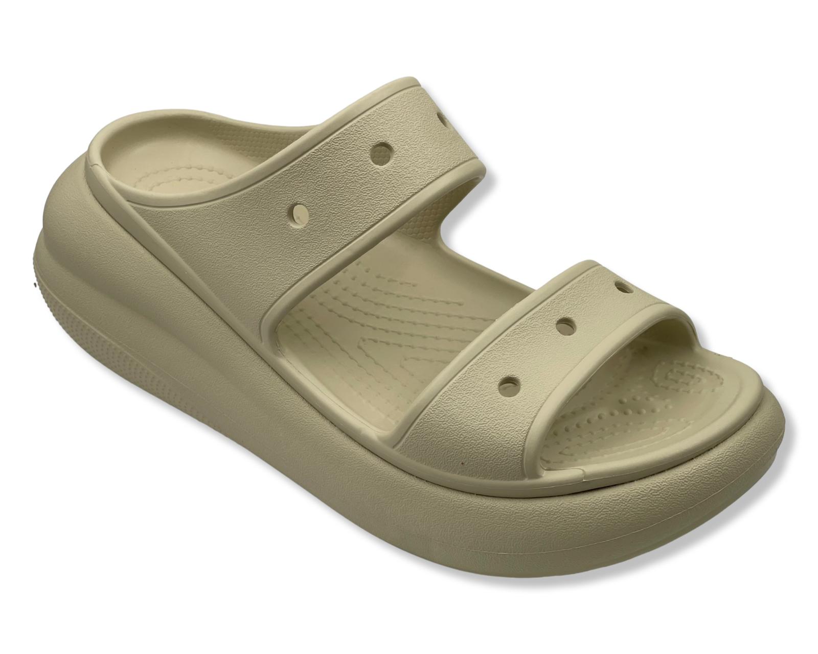 כפכפי פלטפורמה לנשים בצבע קרם Crocs CRUSH PLATFORM Sandal 207670CRM