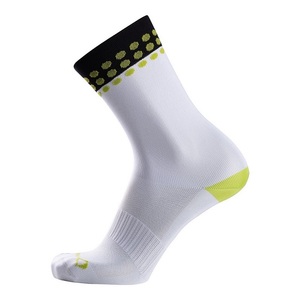 גרבי רכיבה NEW COLOR SOCKS פוליאמיד לבן-שחור פלורסנטי קייציים מנדפים