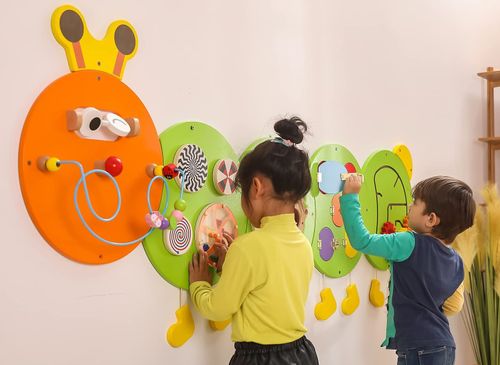 לוח משחק ופעילות ענק מעץ לתלייה 5 חלקים 185 ס