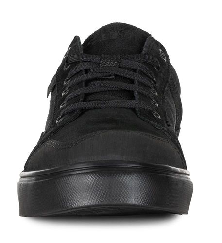 נעליים דגם NORRIS LOW 