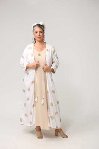 עליונית מוזהבת plus size