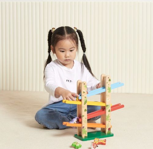 מסלול מגלשה חיות הג'ונגל מעץ מלא + 6 דמויות בעלי חיים