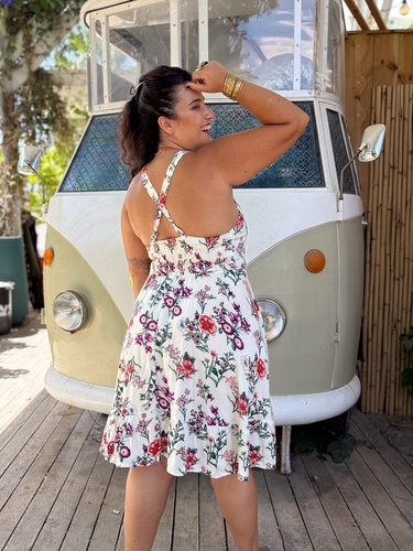 שמלת פלור plus size