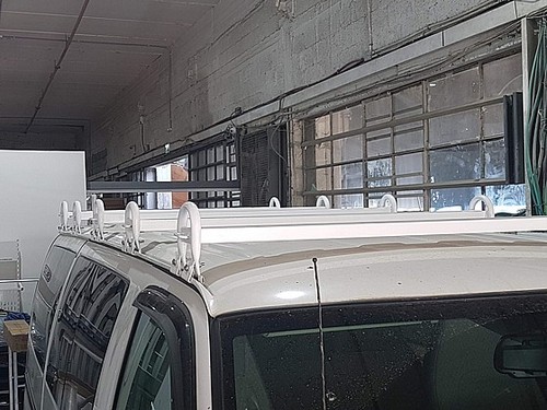 5 גגונים לרכב מגולבן + קשת לסוואנה/מרצדס ספרינטר/פיאט דוקטו וכו'