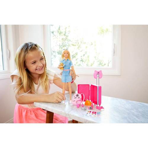 ברבי מטיילת בעולם - Barbie FWV25