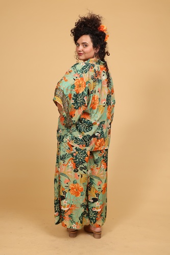 מכנס מיכל plus size