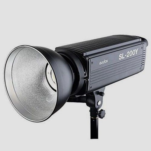 תאורת לד Godox Led SL-200