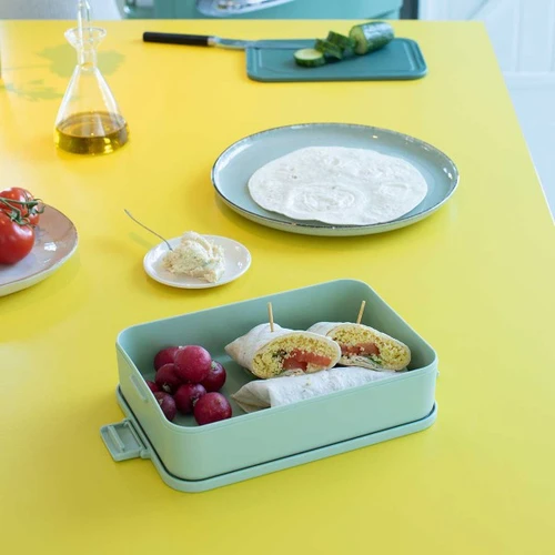 קופסת אוכל גדולה 2 ליטר Make & Take ללא BPA ירוק ג׳ייד Brabantia, בטוח לשימוש במיקרו, במקפיא ובמדיח, ללא BPA מומלץ. מחיר מבצע. מקט  Y-203145 - עולם הפרזול 06