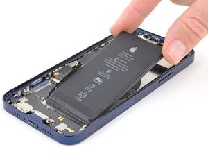 החלפת סוללה Apple iPhone 12 אפל