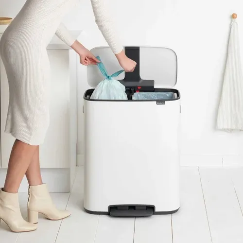 פח ברבנטיה למטבח 60 ליטר - Brabantia לבן פח הפרדה מתוך קולקציית פחי אשפה למטבח (מבט נוסף) - פתרון פונקציונלי ואסתטי לארגון הבית