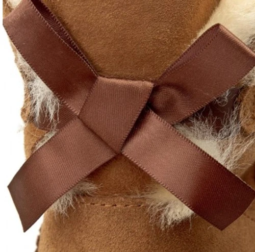 מגפי האג UGG Mini Bailey Bow II | נשים