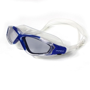 משקפת שחיה רחבה  ZONE3 VISION MAX כחול  עדשות שקופות מנח רחב על הפנים 