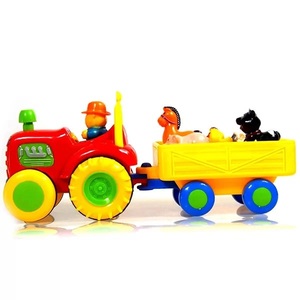 טרקטור חווה עם עגלה וחיות כולל אורות וקולות 