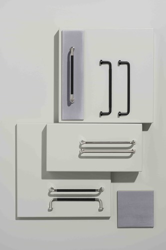 ידית Lounge ניקל מט מוברש / עור - 160 מ