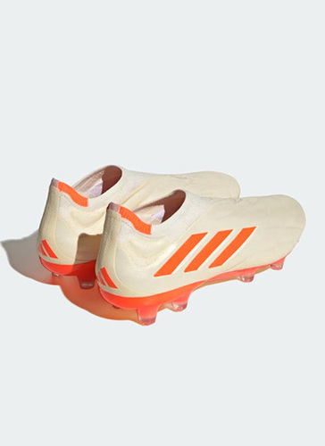 נעלי כדורגל מקצועיות אדידס Adidas COPA PURE+ FG / גברים - אלוף ספורט