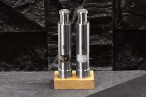 סט זוגי מלח ופלפל נירוסטה +מעמד עץ יוקרתי BERLINGERHAUS BH-7783