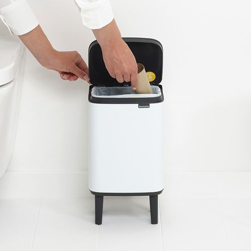 פח אשפה 7 ליטר לשירותים BO לבן ברבנטיה | Brabantia