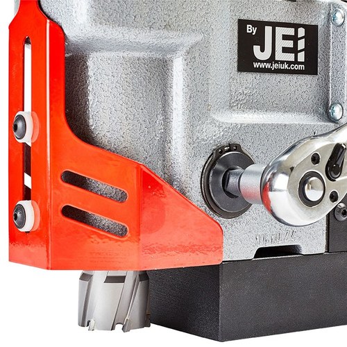  מקדחה מגנטית ניידת פרופיל נמוך לקידוח עד 35 מ