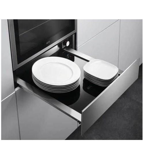 מגירת חימום AEG עד 30 ס