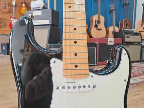 Fender American Standard Stratocaster 2011