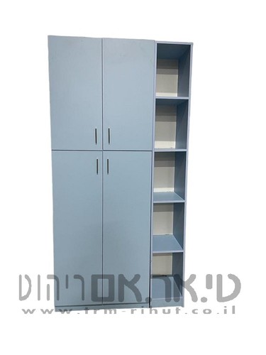 ארון 4 דלתות ומדפים חיצוניים