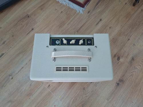 Vox AC4TV