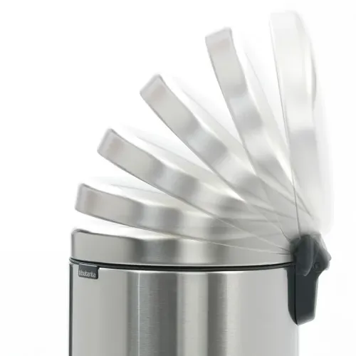 פח ברבנטיה 20 ליטר Brabantia לבן מתוך קולקציית פחי אשפה לשירותים (פרטי התקנה) - קל לניקוי ותחזוקה לשמירה על מראה חדש ומבריק