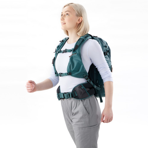תיק גב Shimoda Designs 520-146 Explore 25L v2 Women's Starter Kit with Small Mirrorless Core Unit (Teal)