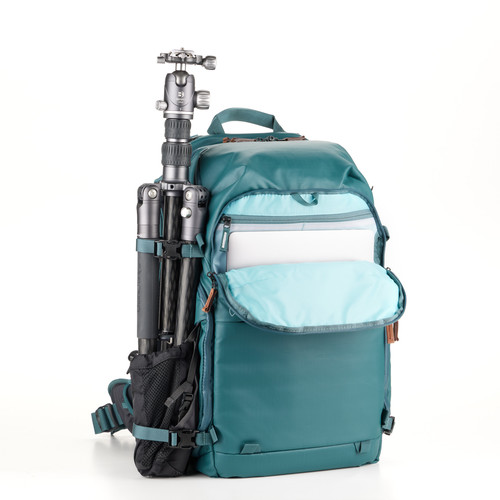 תיק גב Shimoda Designs 520-147 Explore v2 30L Women's Starter Kit with Medium Mirrorless Core Unit (Teal)