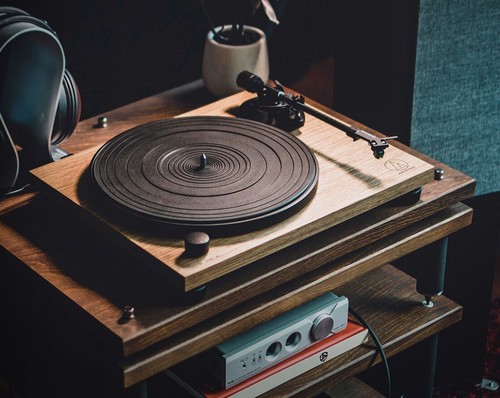   Audio Technica AT-LPW40WN