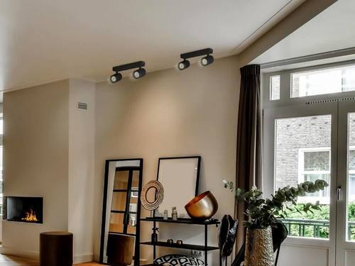 ספוט צילינדר רול קצר כפול על פס GU כולל נורות 7W שחור/לבן