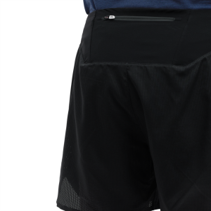 On Cloud Lightweight Shorts Black M בגדי און
